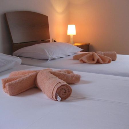 Apartments Drobni Pijesak Petrovac Номер фото