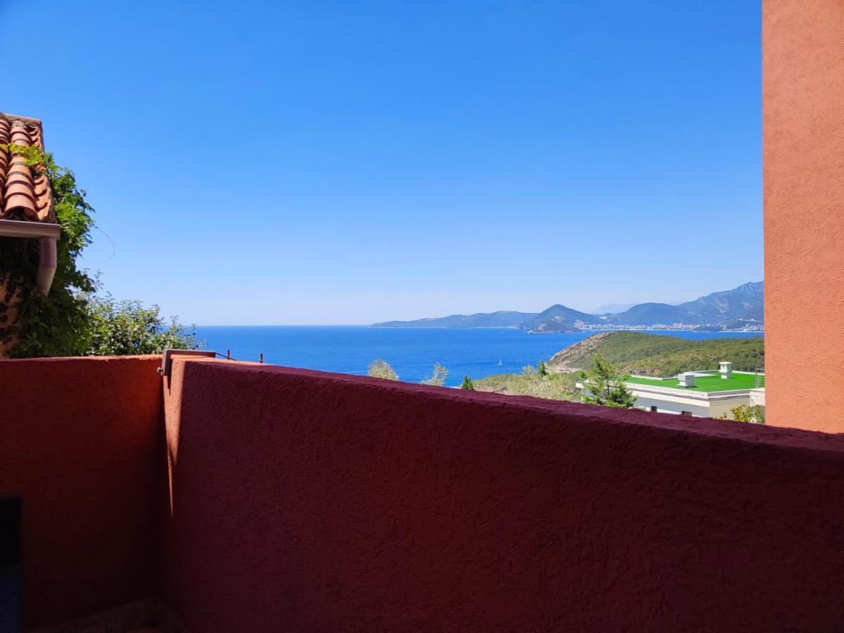 Apartments Drobni Pijesak Petrovac Екстер'єр фото