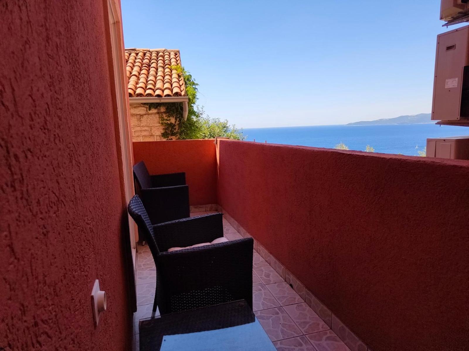 Apartments Drobni Pijesak Petrovac Номер фото