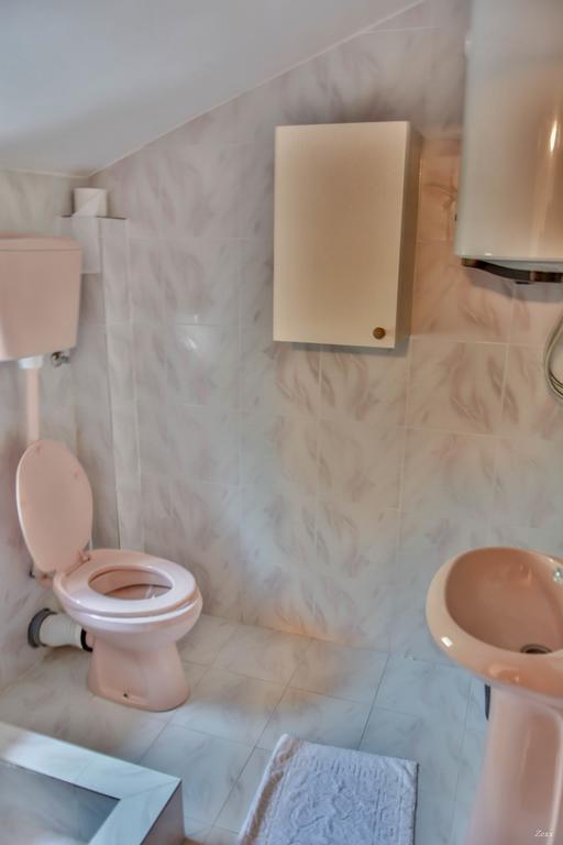 Apartments Drobni Pijesak Petrovac Екстер'єр фото