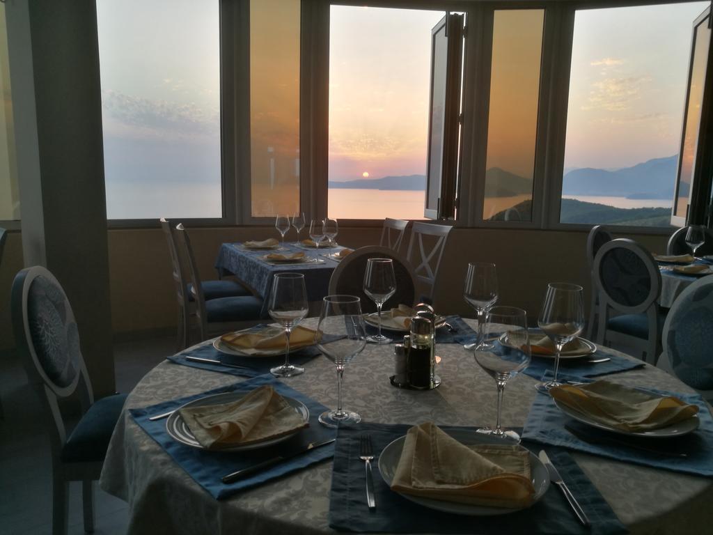 Apartments Drobni Pijesak Petrovac Екстер'єр фото