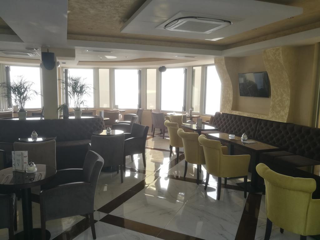 Apartments Drobni Pijesak Petrovac Екстер'єр фото